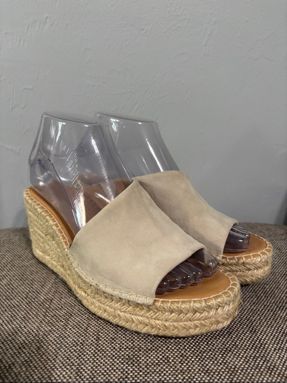 Preston & York suede leather upper sandals, size 6.5M.